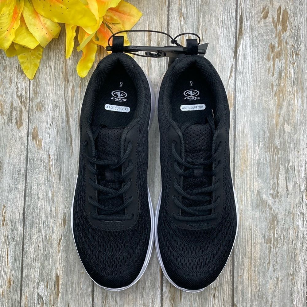 Women's Black Active Comfort Lace Up Sneakers Shoes Size 9